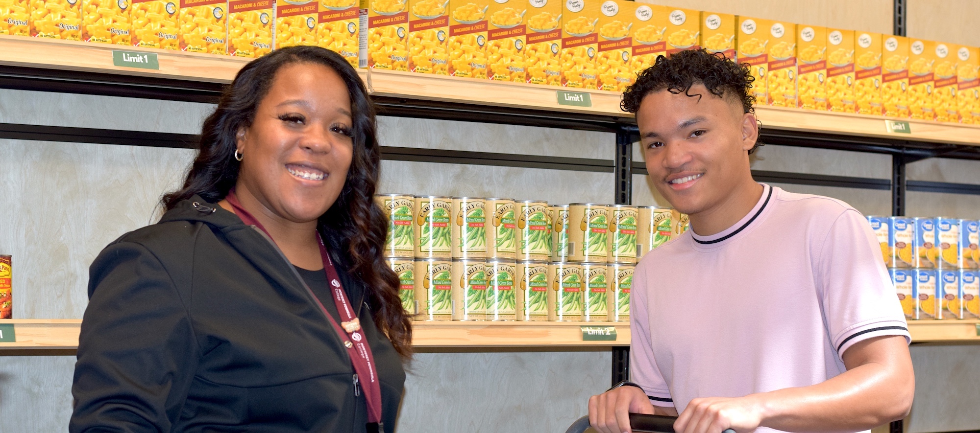 mpc employees at lobo market