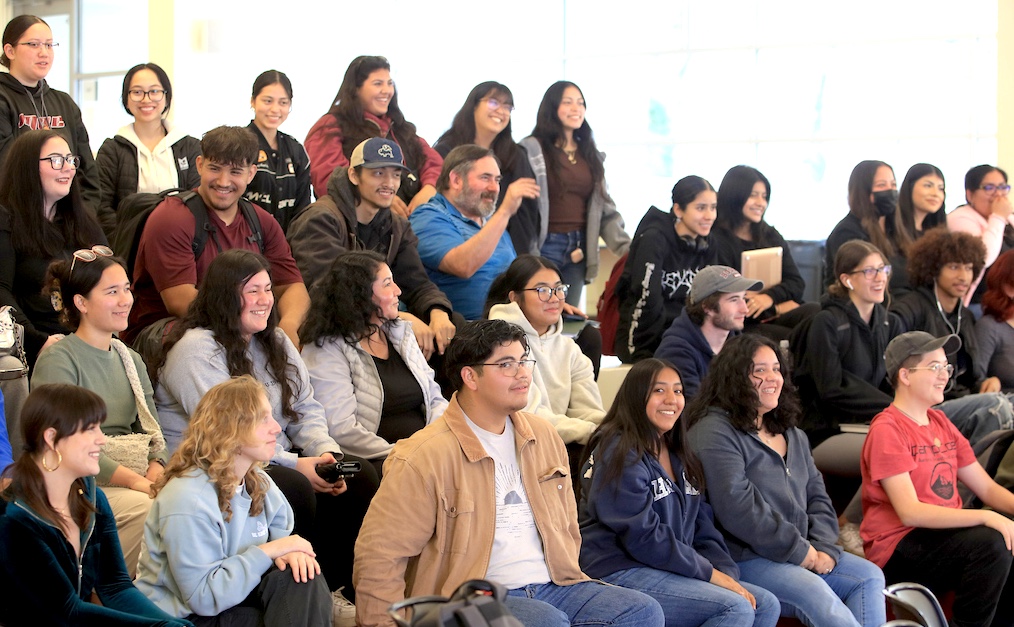 Group of students at first year experience orientation